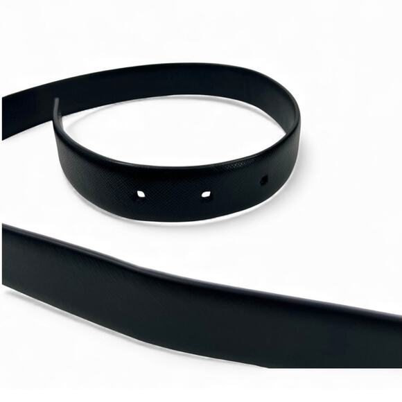 Salvatore Ferragamo Gancini belt gold black classic logo luxury womens XS 24-26 - Picture 4 of 7